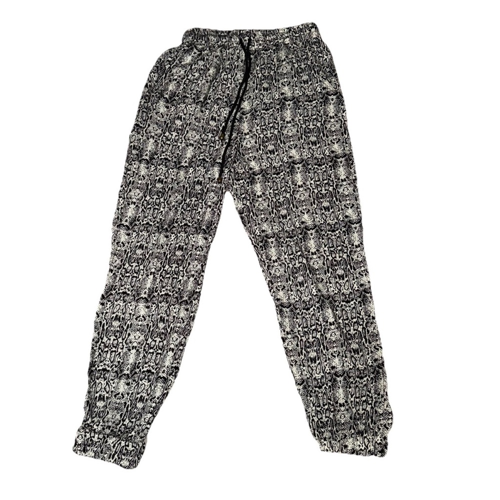 Magic brand small rayon black white snake print pants size small